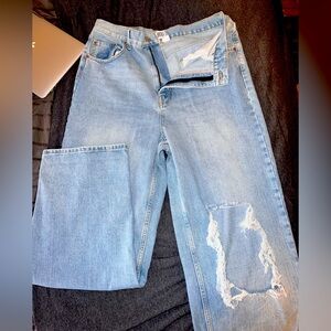 Urban Outfitters BDG Baggy High Rise Jeans with slit on butt pocket.